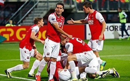 自莱切后防 自莱切后防