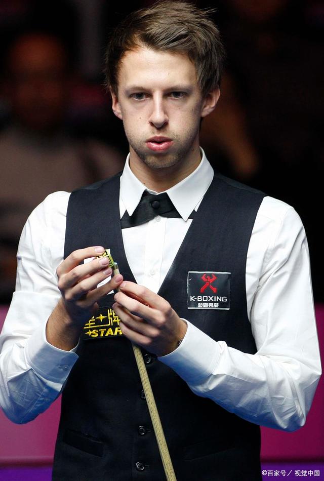 后腰位置的 后腰位置的