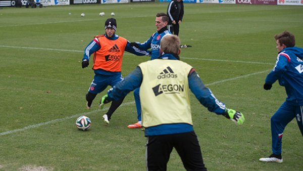 情与竞争的 情与竞争的