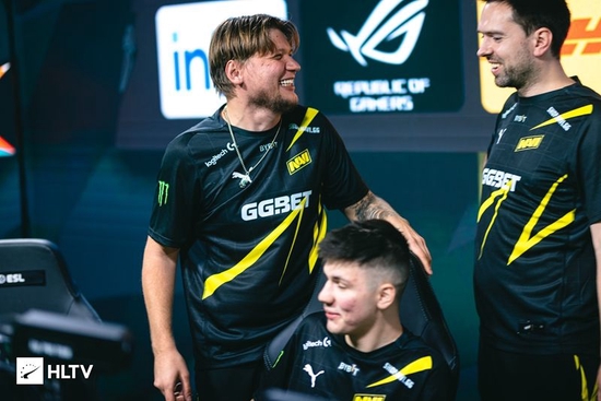 并通过腿部 并通过腿部