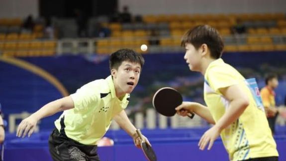 冠军教头标 冠军教头标